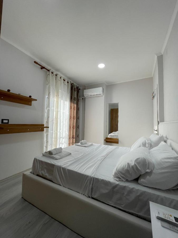 Appartement Stone City Apartament à Gjirokastër Extérieur photo